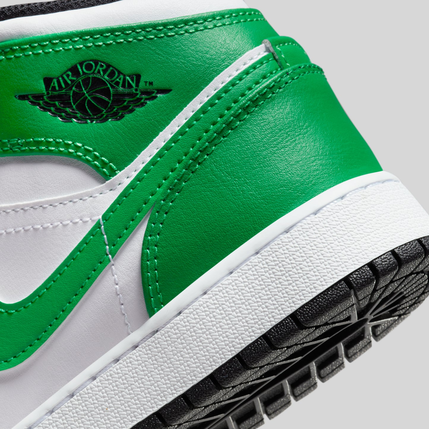 Air Jordan 1 Mid Lucky green (GS)
