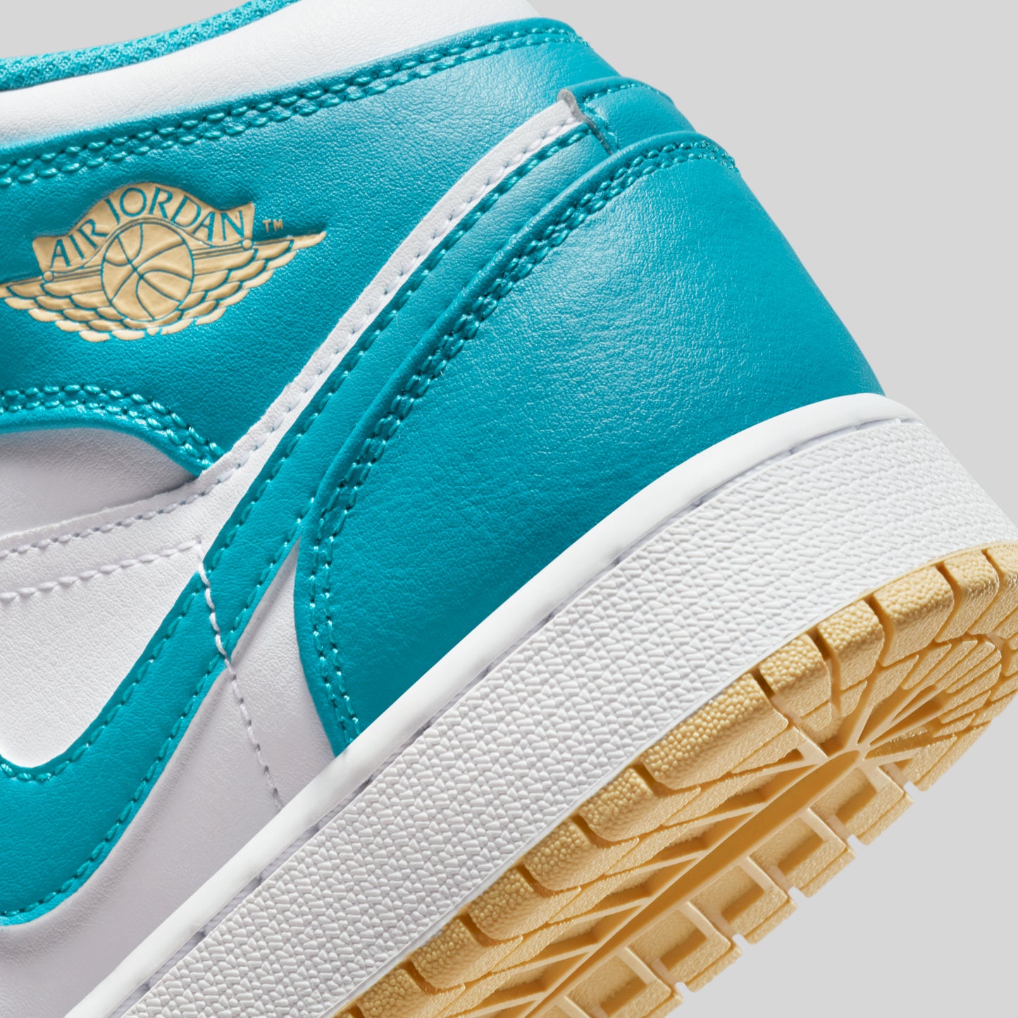 Air Jordan 1 Mid Aquatone (GS)