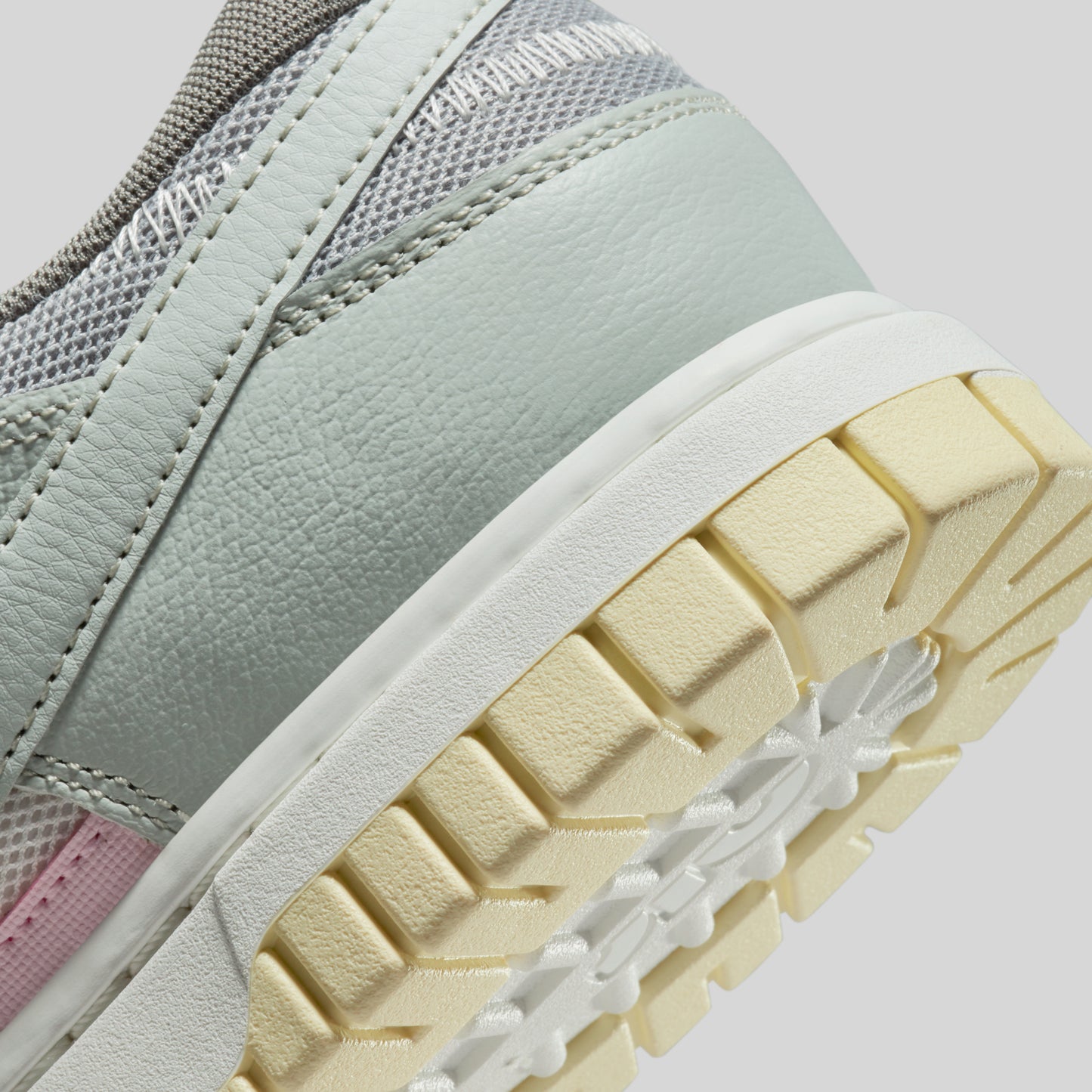 Nike Dunk Low Jumbo Mint
