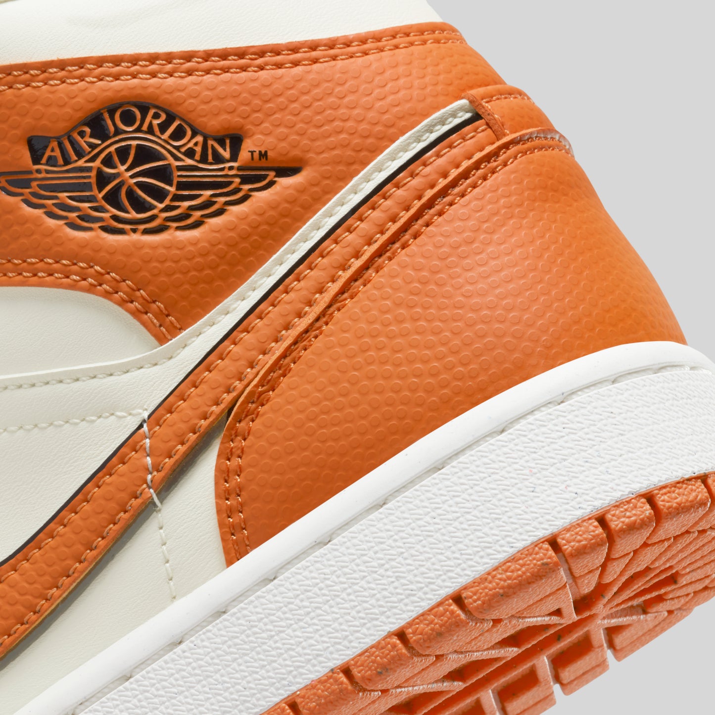 Air Jordan 1 Mid SE Sport Spice (W)