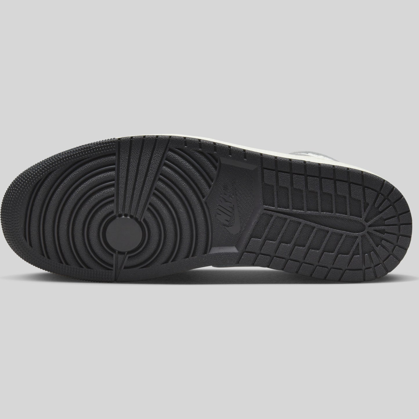 Air Jordan 1 Retro High OG Washed Black