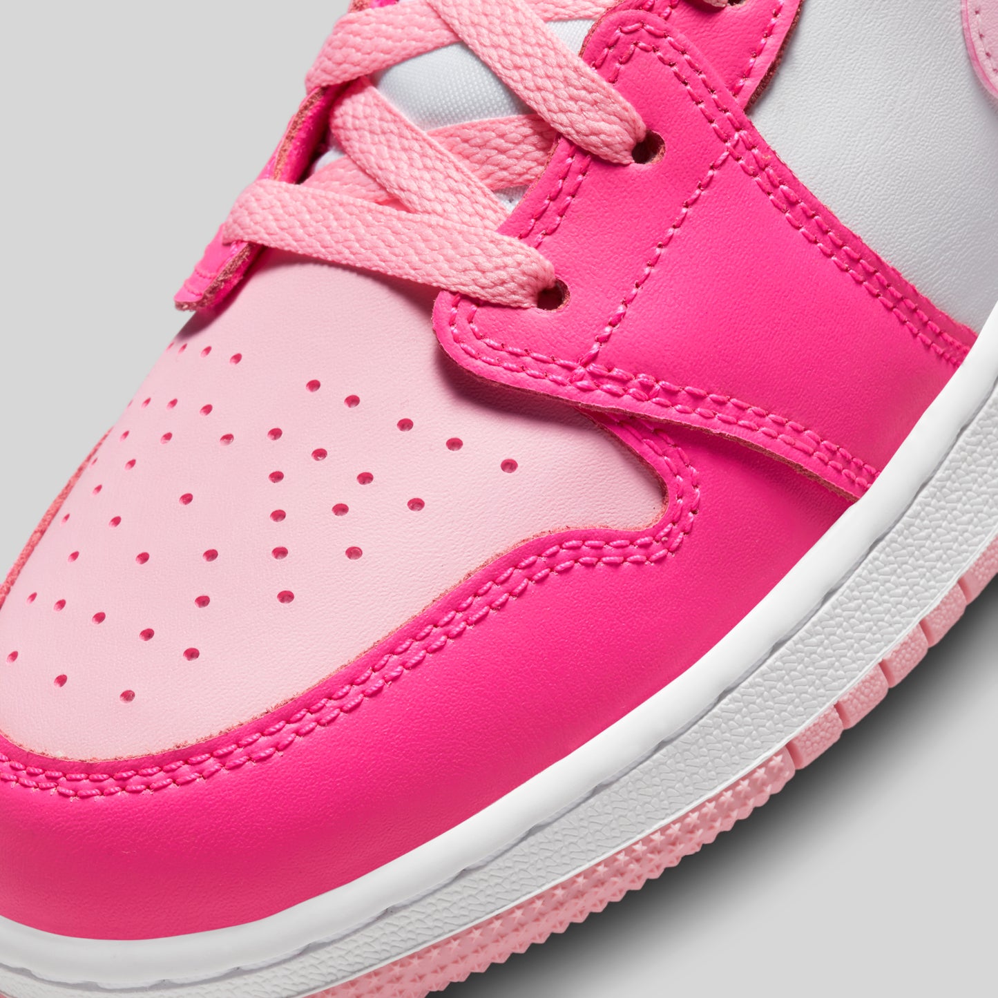 Air Jordan 1 Mid Fierce Pink (GS)