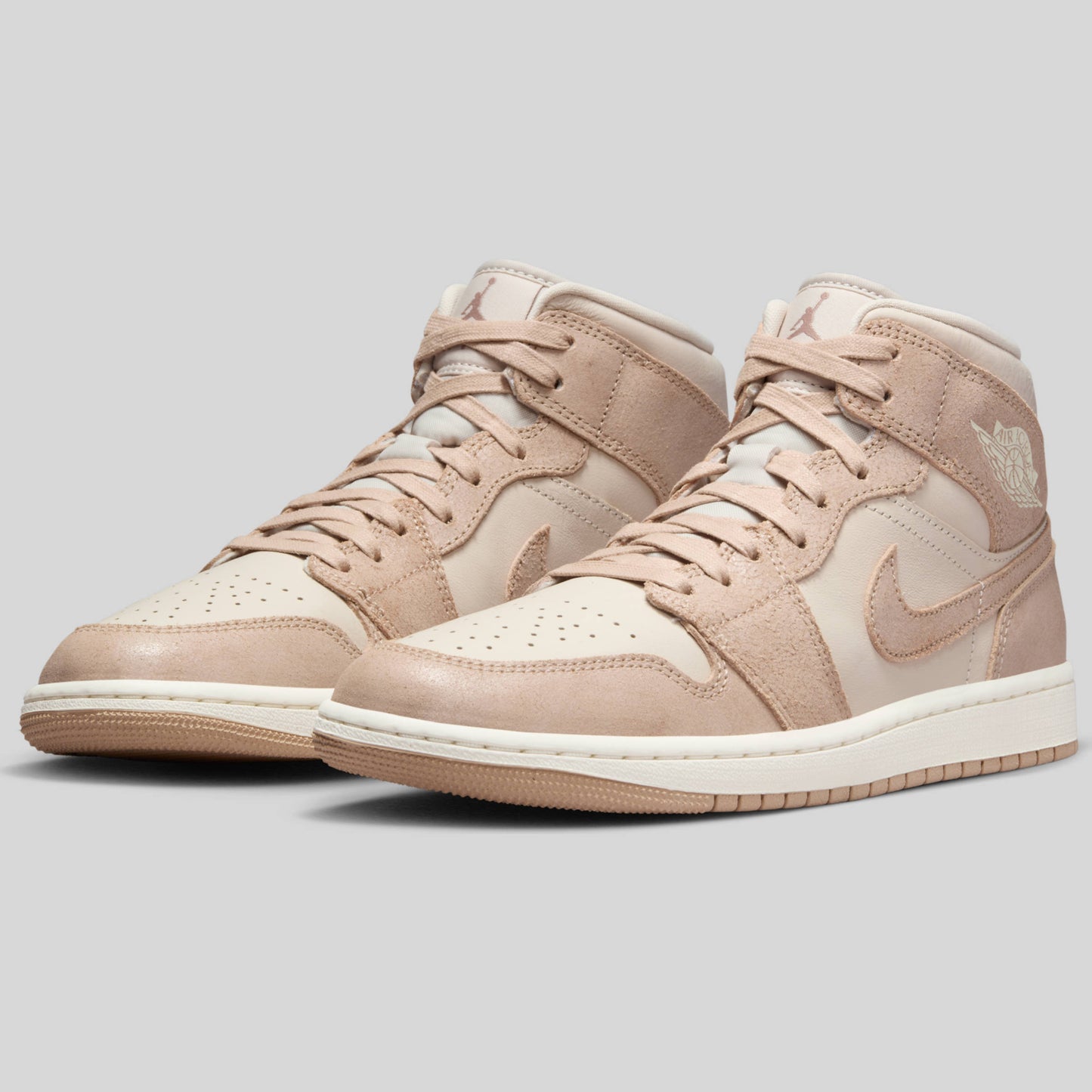 Air Jordan 1 Mid SE Legend Light Brown (W)