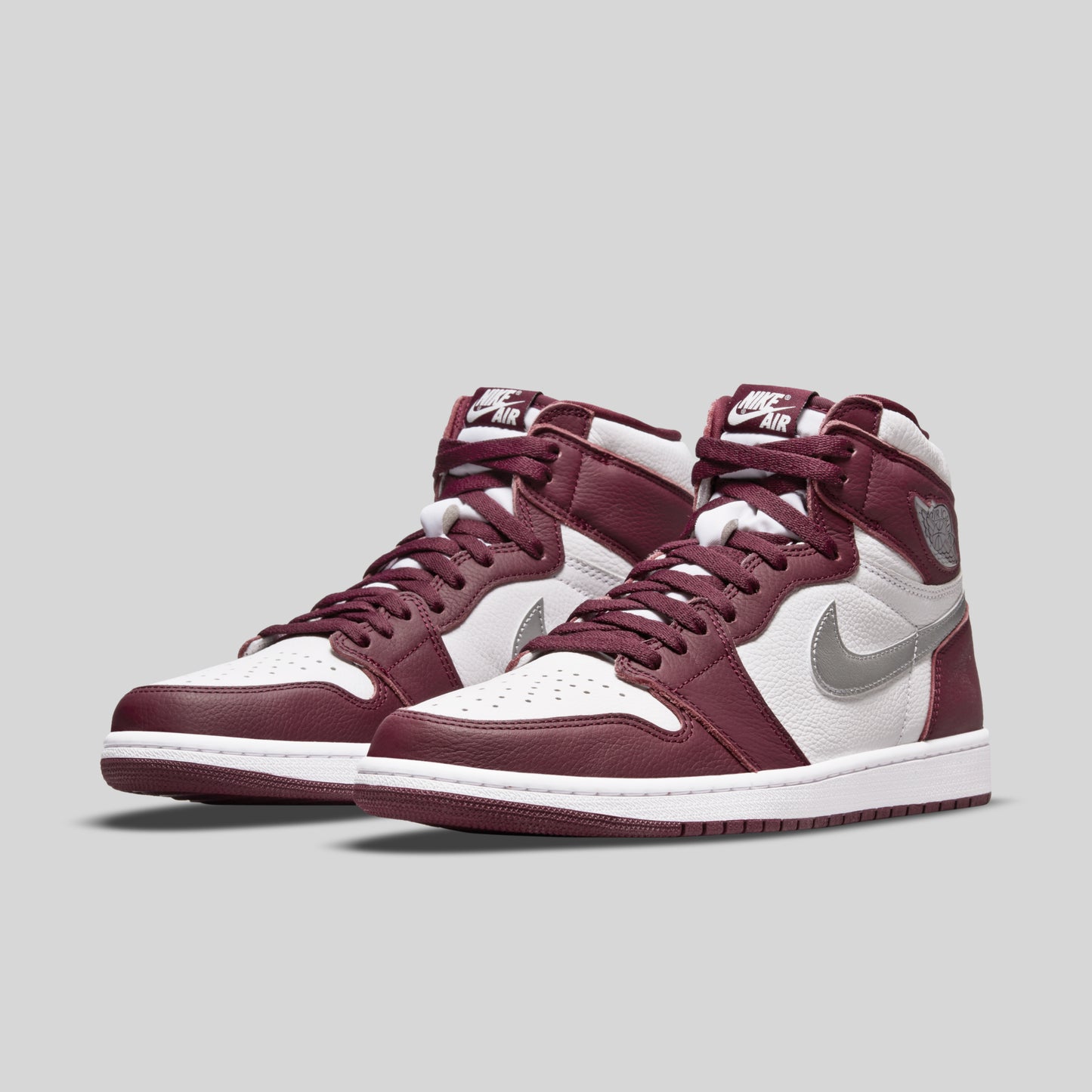 Air Jordan 1 Retro High OG Bordeaux
