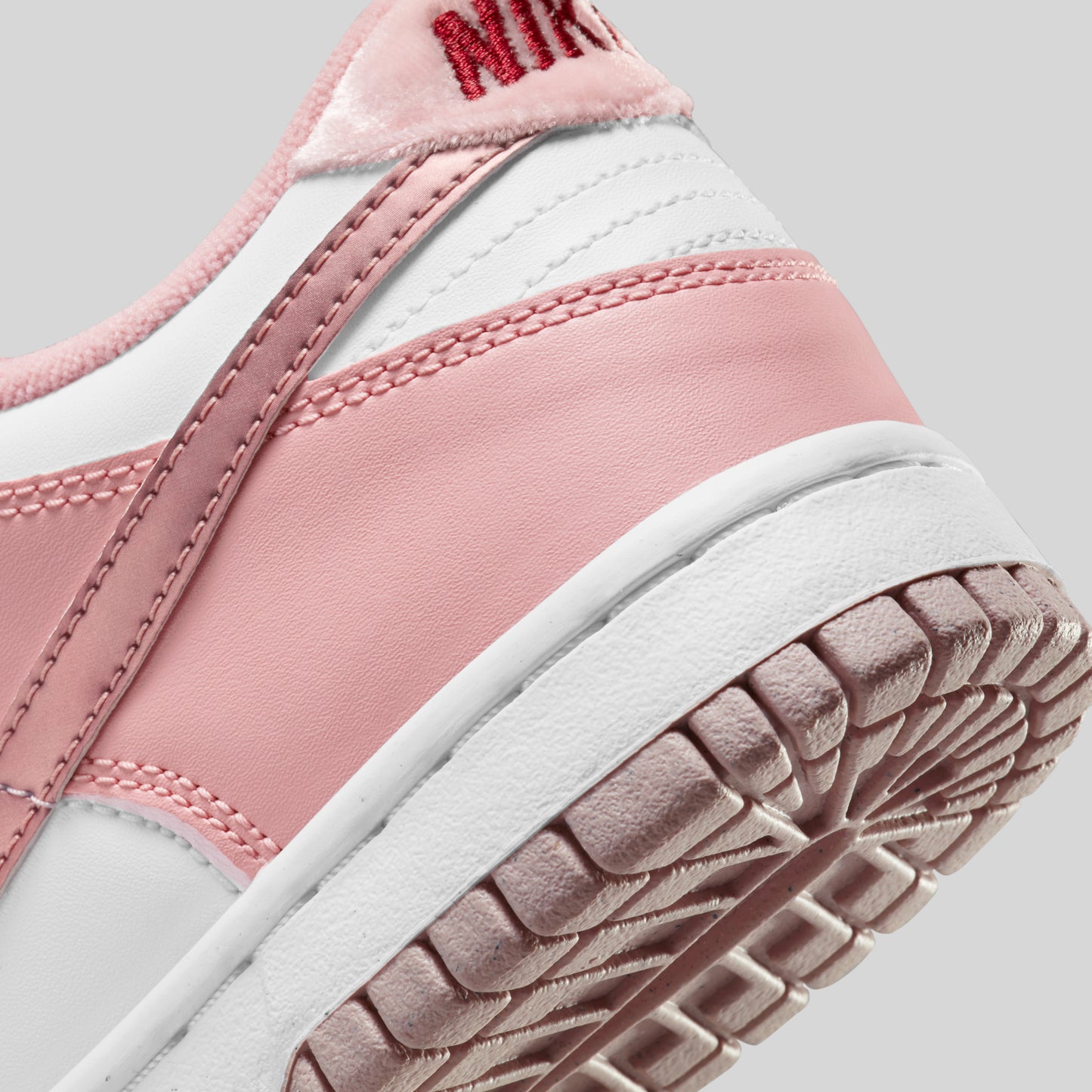 Nike Dunk Low Pink Velvet (GS)