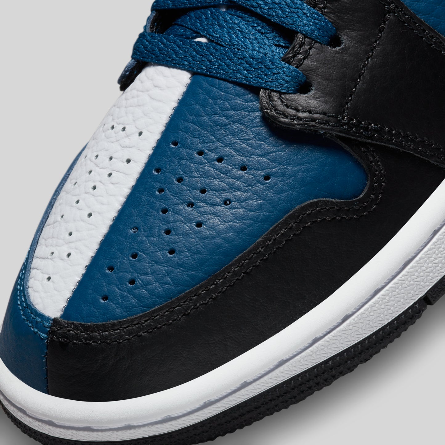 Air Jordan 1 Mid Split French Blue (W)