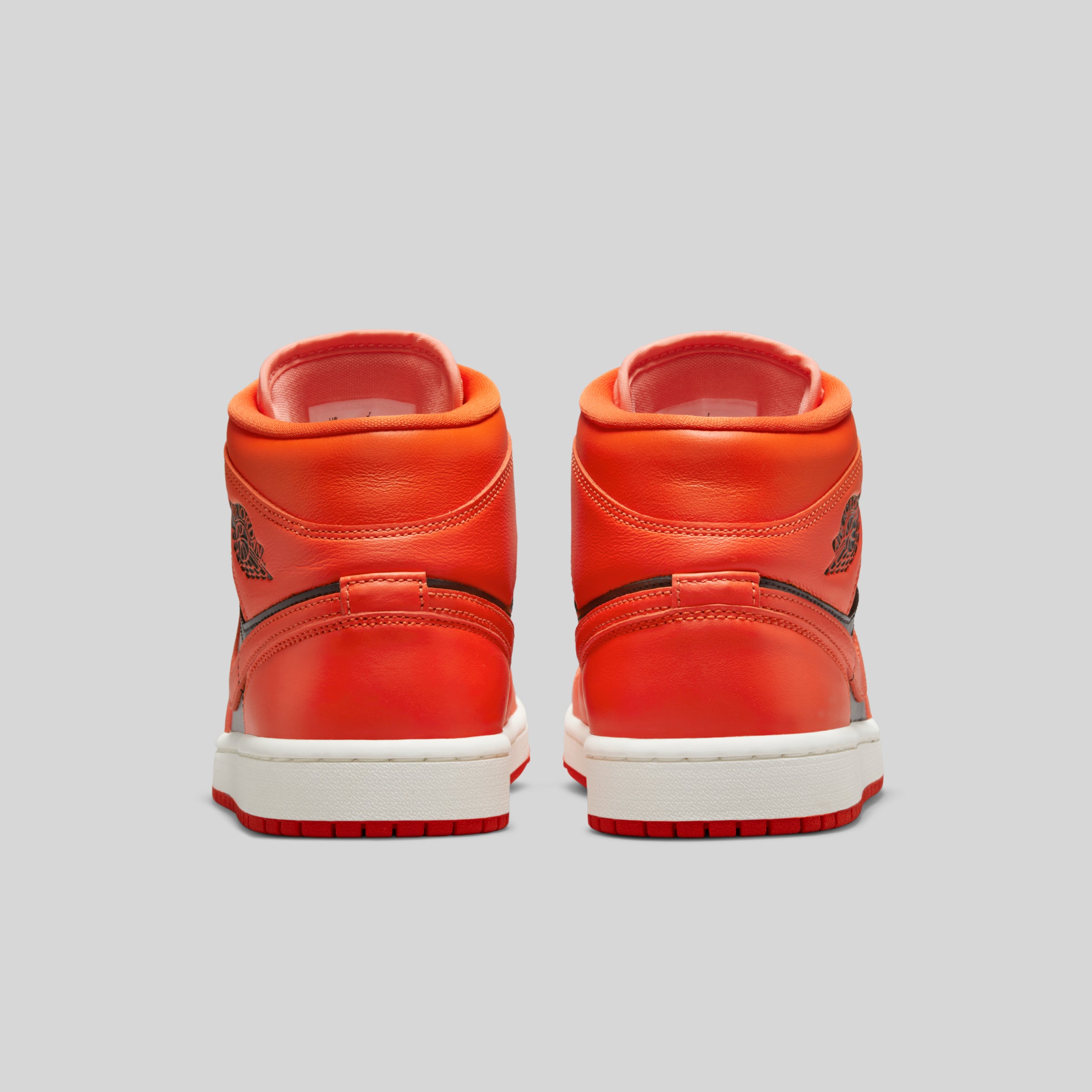 Air jordan 1 online orange noir