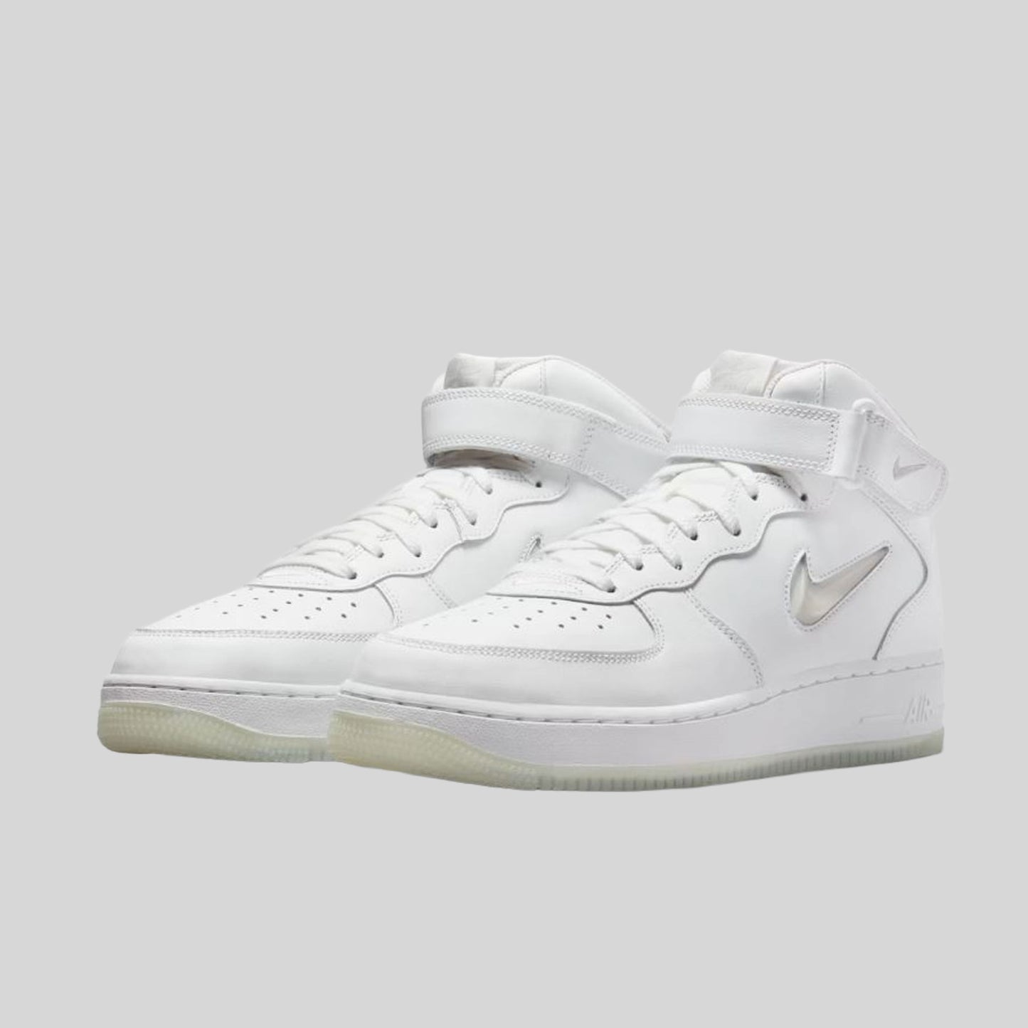 Nike Air Force 1 Mid '07 Color of the Month Summit White