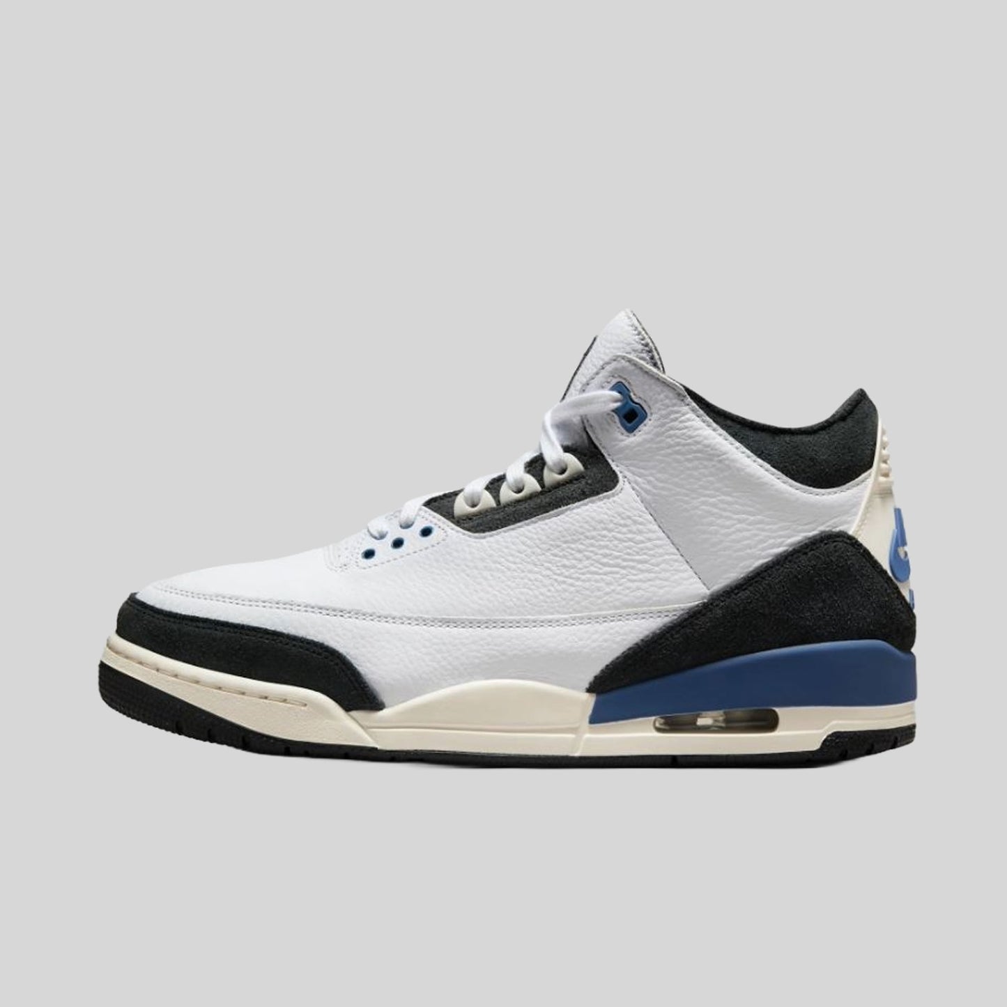 Air Jordan 3 Retro OG SP A Ma Maniere Diffused Blue