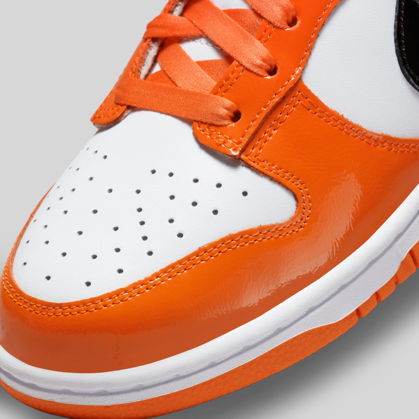 Nike Dunk Low Patent Halloween (W)